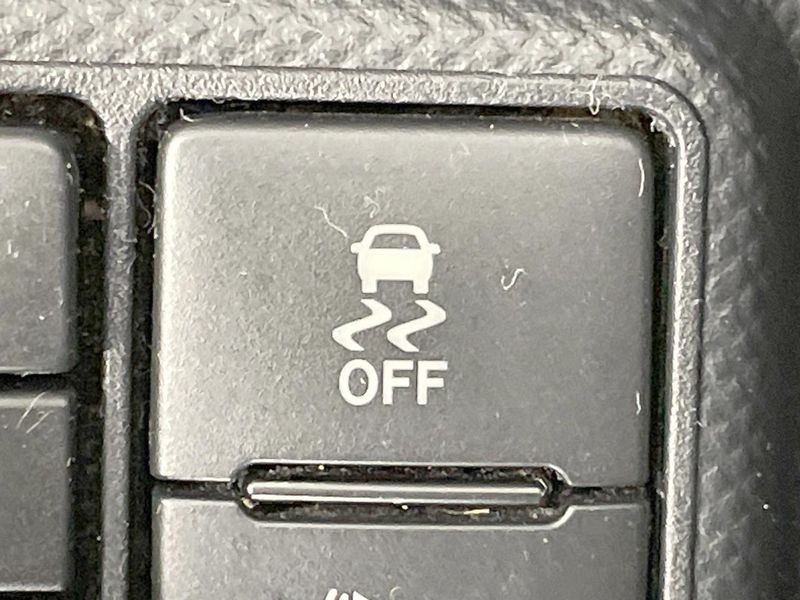2016 Toyota Aqua DAA-NHP10 (UW-6a98e6e798d53)[23]
