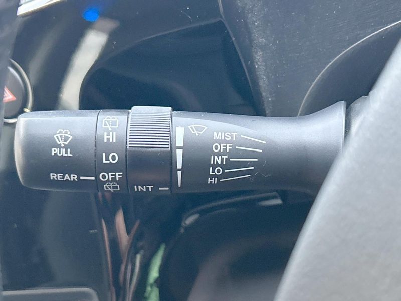 2019 Toyota Aqua DAA-NHP10 (UW-6a98e6e9d600d)[21]