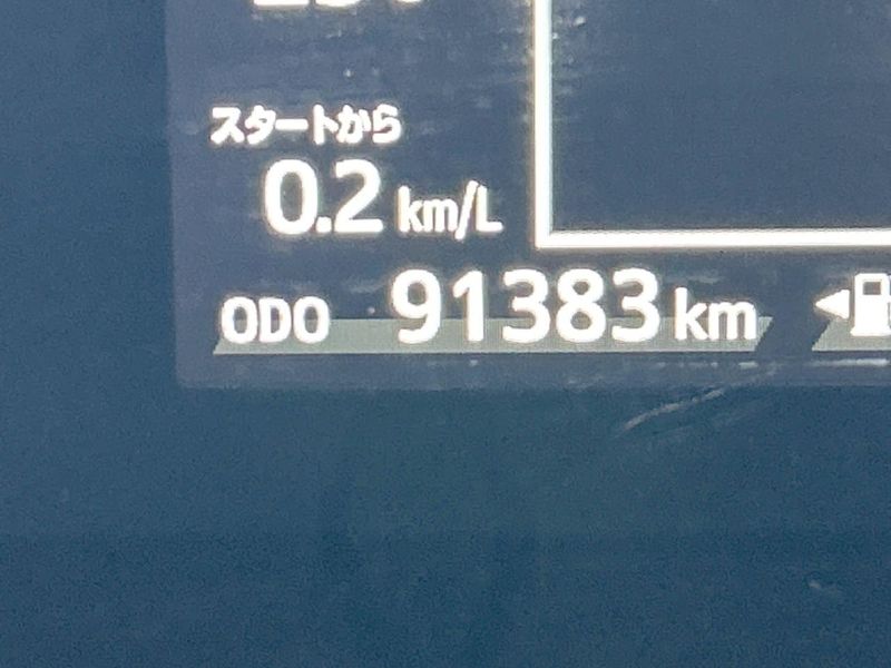 2019 Toyota Aqua DAA-NHP10 (UW-6a98e6e9d600d)[2]
