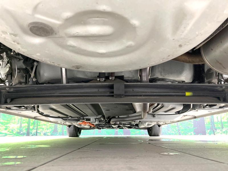 2017 Toyota Sienta DAA-NHP170G (UW-6a98e6f7a4176)[20]
