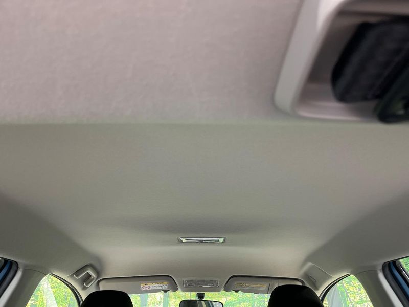 2016 Toyota Vitz DBA-NSP135 (UW-6a98e6fb78b01)[7]