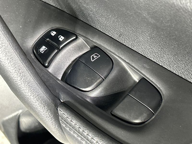 2022 Nissan X-Trail 5BA-NT32 (UW-6a98e70ab33d7)[17]