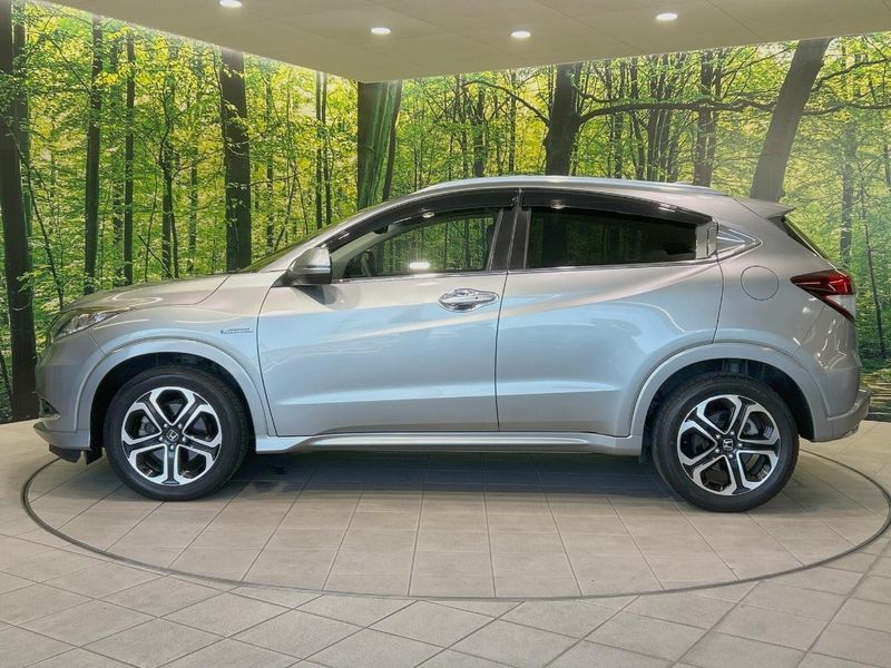 2014 Honda Vezel DAA-RU3 (UW-6a98e71ee3091)[9]