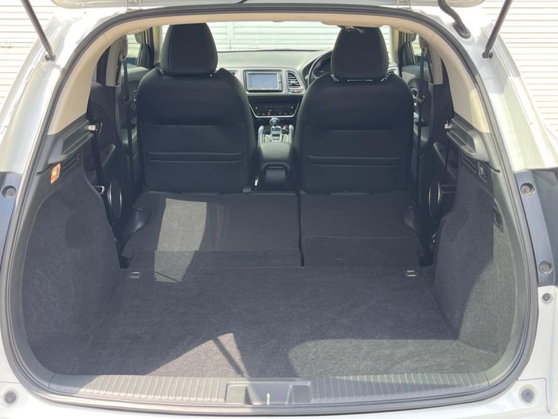 2019 Honda Vezel DAA-RU3 (UW-6a98e72257d04)[26]