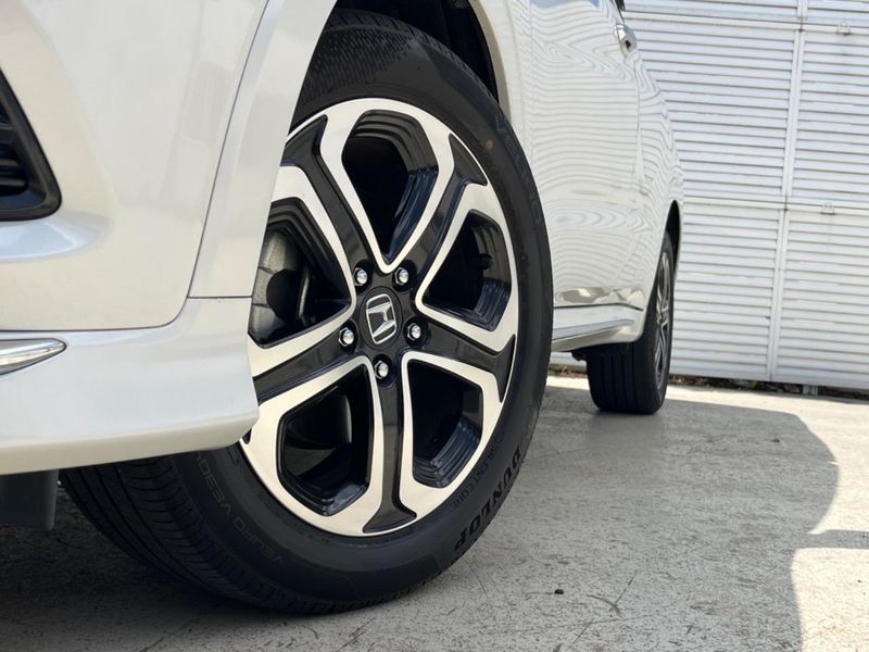 2019 Honda Vezel DAA-RU3 (UW-6a98e72257d04)[6]