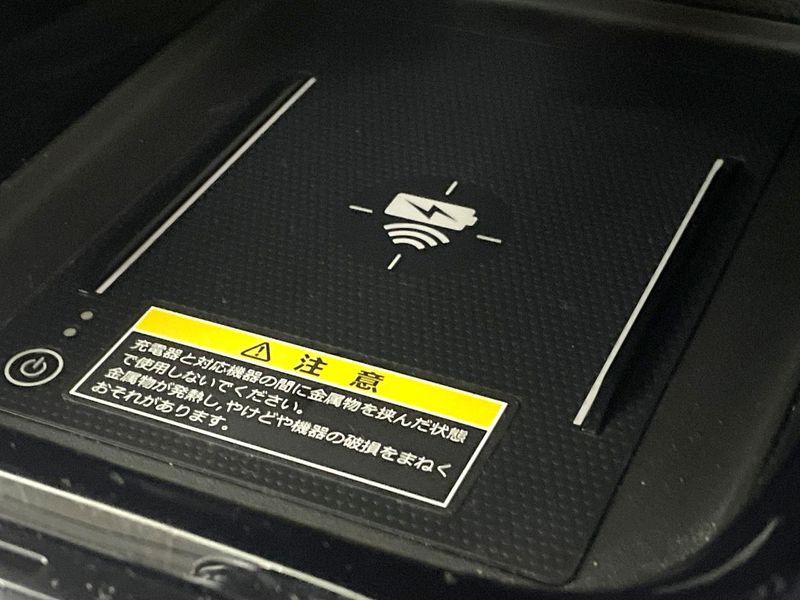2025 Honda Vezel 6AA-RV5 (UW-6a98e731363cc)[22]