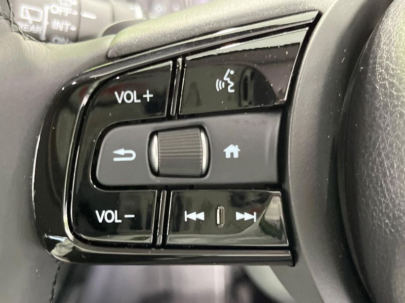 2025 Honda Vezel 6AA-RV5 (UW-6a98e7325b8ef)[11]
