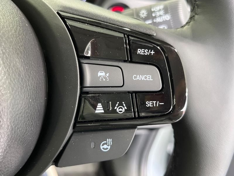 2025 Honda Vezel 6AA-RV5 (UW-6a98e7325b8ef)[12]