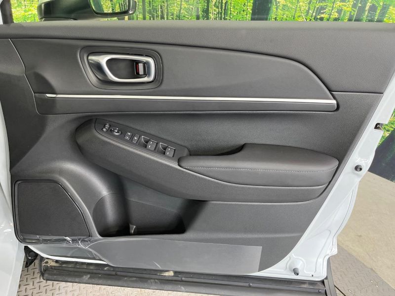 2025 Honda Vezel 6AA-RV5 (UW-6a98e7325b8ef)[28]