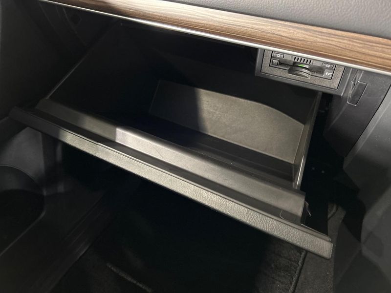 2022 Toyota Land Cruiser Prado 3BA-TRJ150W (UW-6a98e75908c9f)[23]
