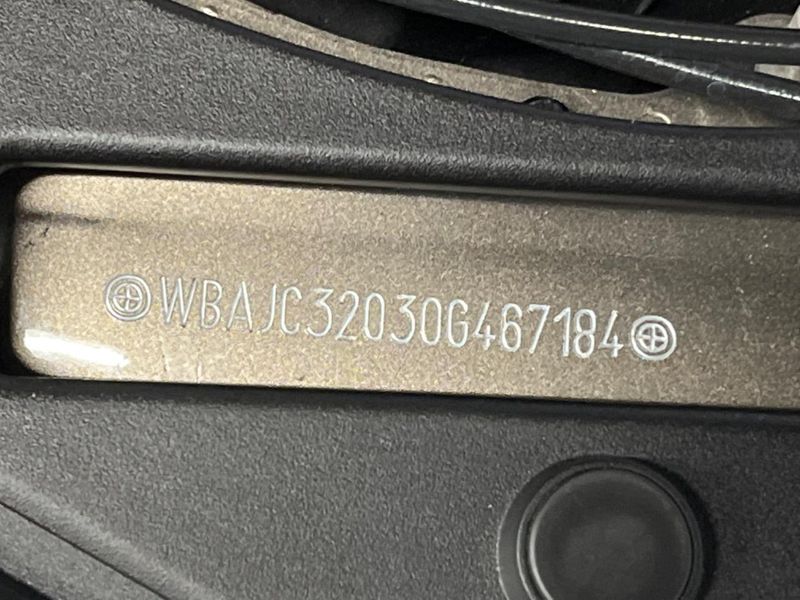 2017 BMW 5 Series LDA-JC20 (UW-6a98e77e281cd)[1]