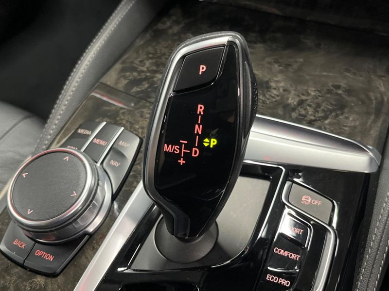 2017 BMW 5 Series LDA-JC20 (UW-6a98e77e281cd)[12]