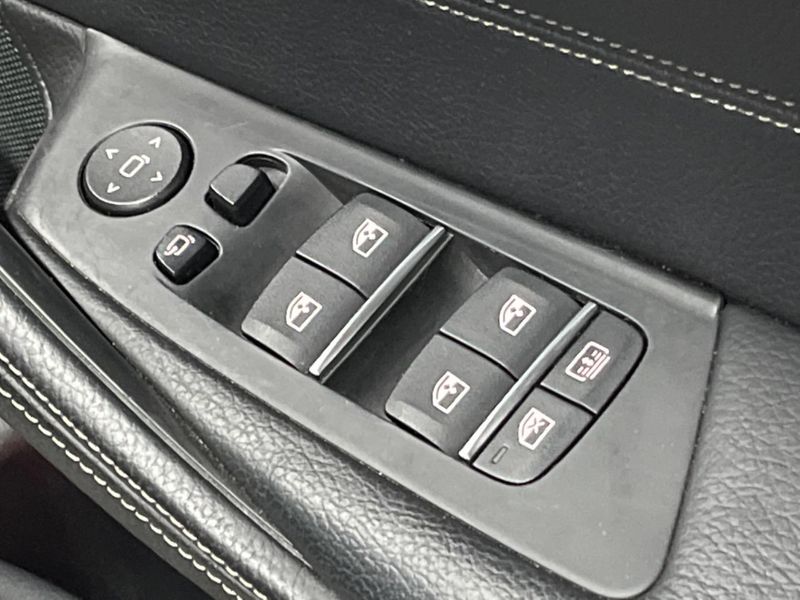 2017 BMW 5 Series LDA-JC20 (UW-6a98e77e281cd)[27]