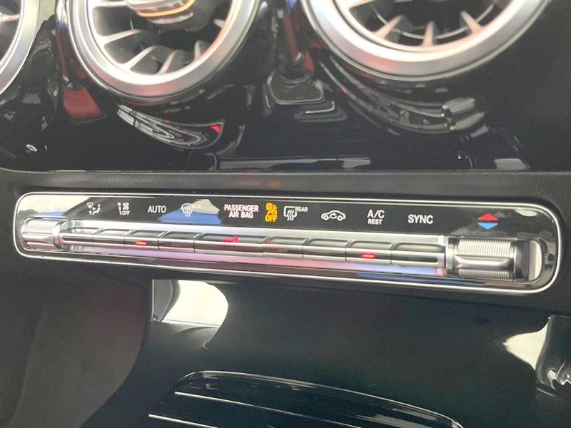 2020 Mercedes Benz A Class Sedan 5BA-177147M (UW-6a98e7825f28e)[15]