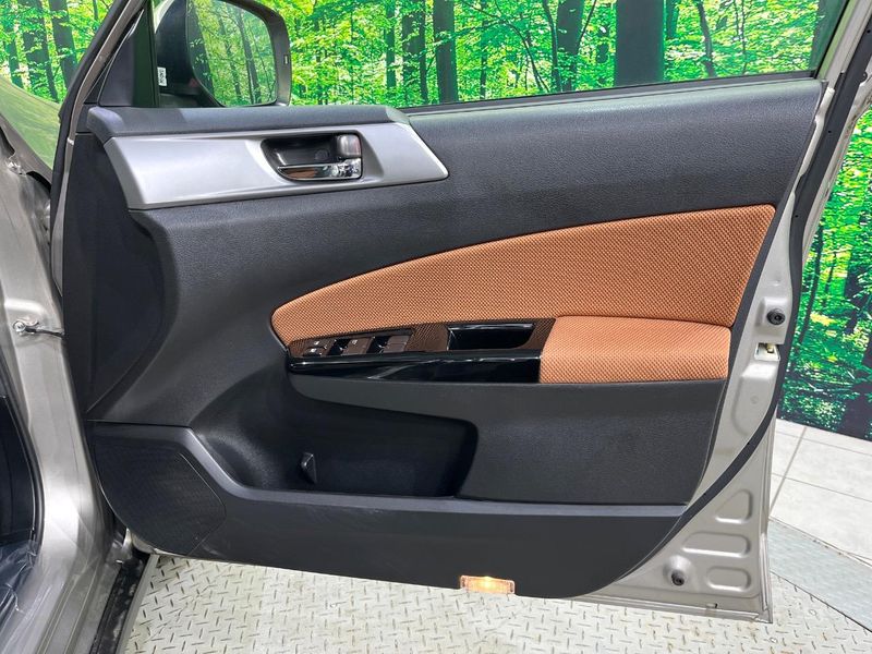 2015 Subaru Exiga Crossover 7 DBA-YAM (UW-6a98e78f8ed7e)[16]