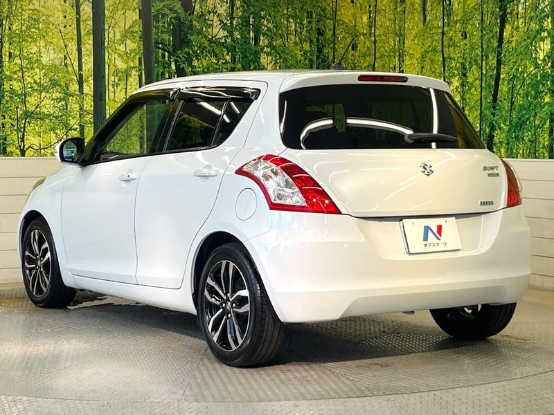 2016 Suzuki Swift DBA-ZC72S (UW-6a98e7993c37f)[26]
