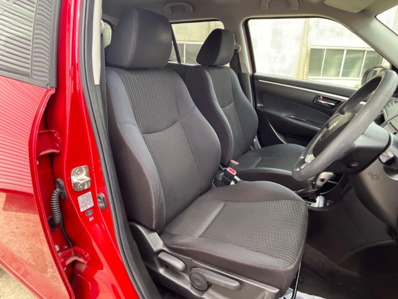 2016 Suzuki Swift DBA-ZC72S (UW-6a98e79973504)[14]