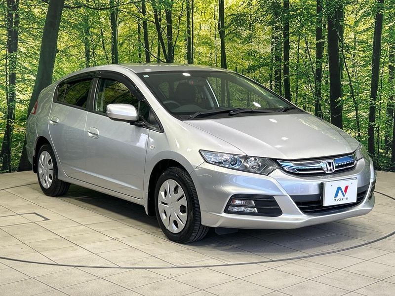 2012 Honda Insight DAA-ZE2 (UW-6a98e79cab41c)[19]