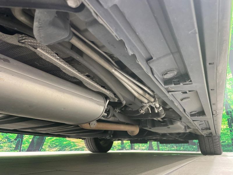 2019 Toyota Voxy DBA-ZRR80W (UW-6a98e7ad816de)[18]
