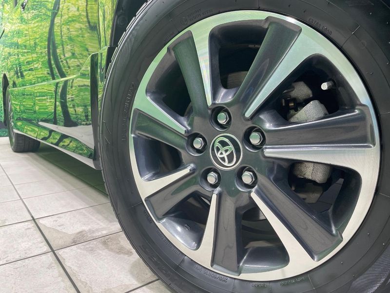 2019 Toyota Voxy DBA-ZRR80W (UW-6a98e7ad816de)[29]