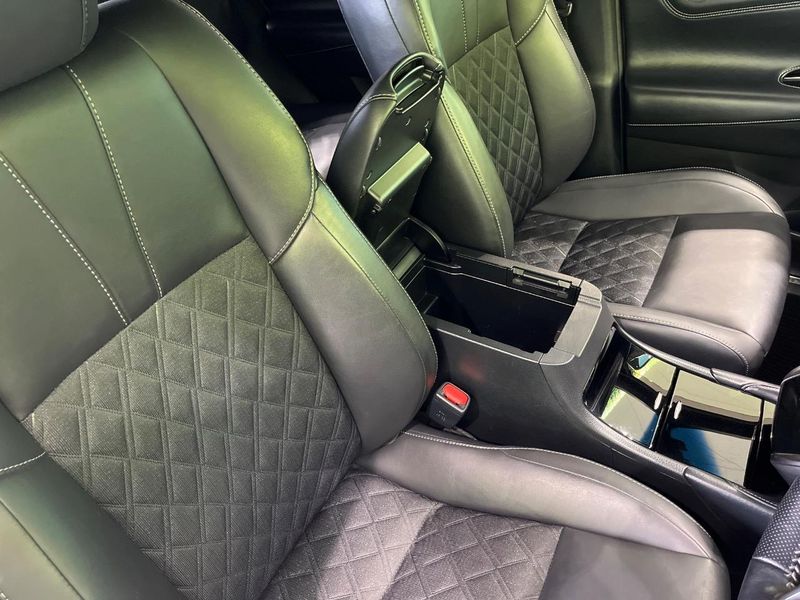 2020 Toyota Harrier DBA-ZSU60W (UW-6a98e7bd8510e)[19]