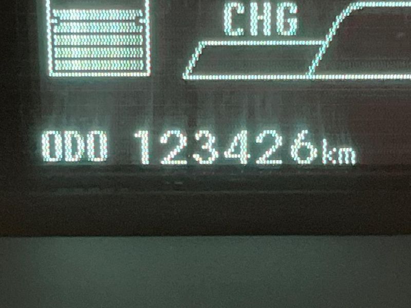 2014 Toyota Prius DAA-ZVW30 (UW-6a98e7caae7b7)[2]