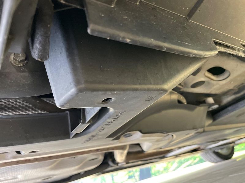2017 Toyota Prius DAA-ZVW50 (UW-6a98e7d1509e9)[21]