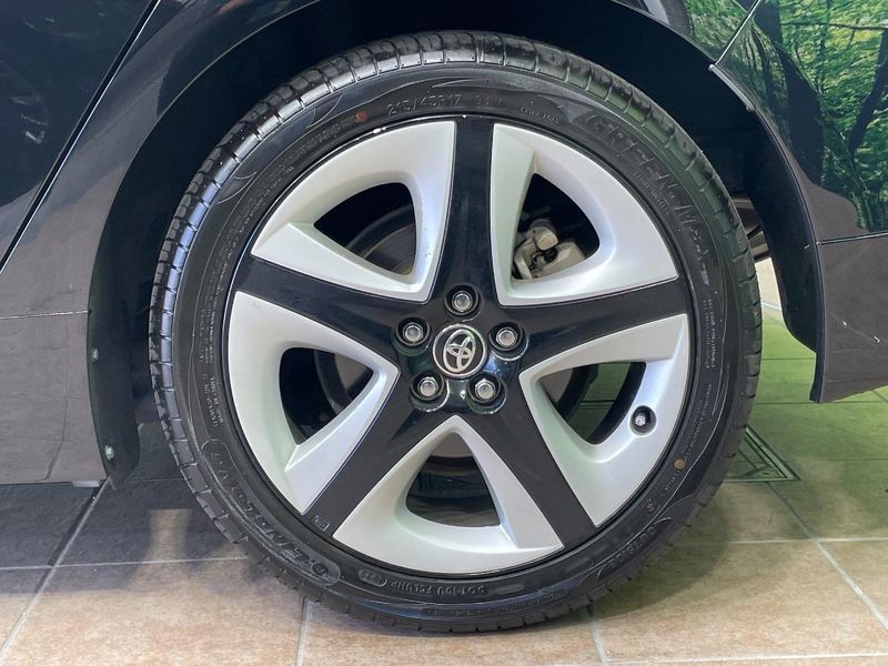 2017 Toyota Prius DAA-ZVW50 (UW-6a98e7d1509e9)[9]