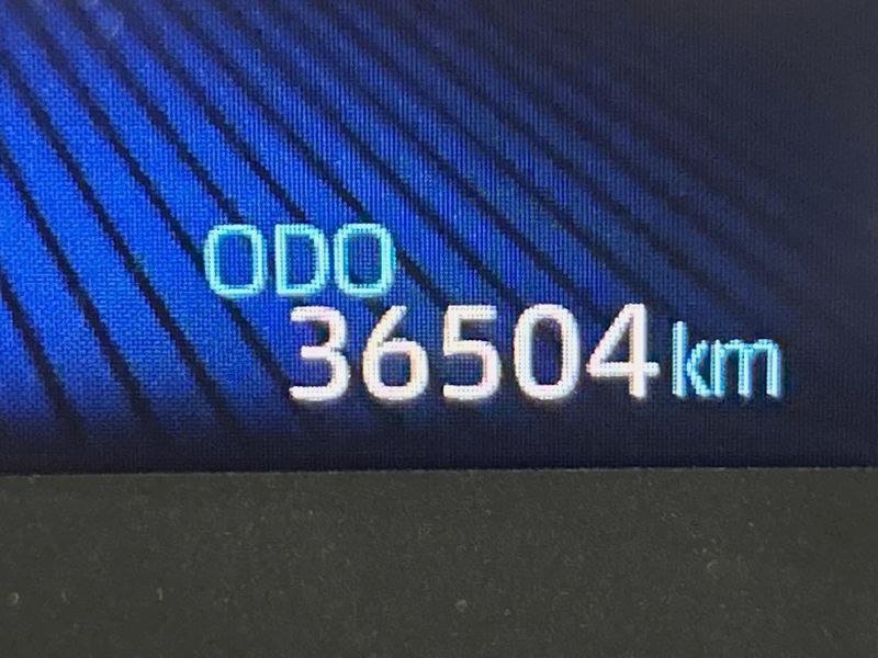 2023 Toyota Voxy 6AA-ZWR90W (UW-6a98e7f15915e)[2]
