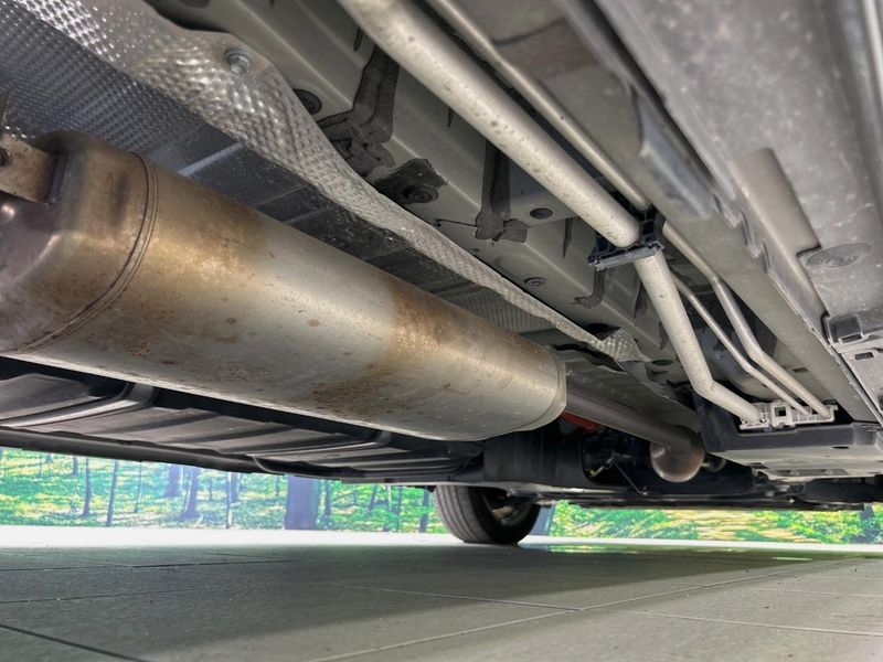 2023 Toyota Voxy 6AA-ZWR90W (UW-6a98e7f15915e)[24]