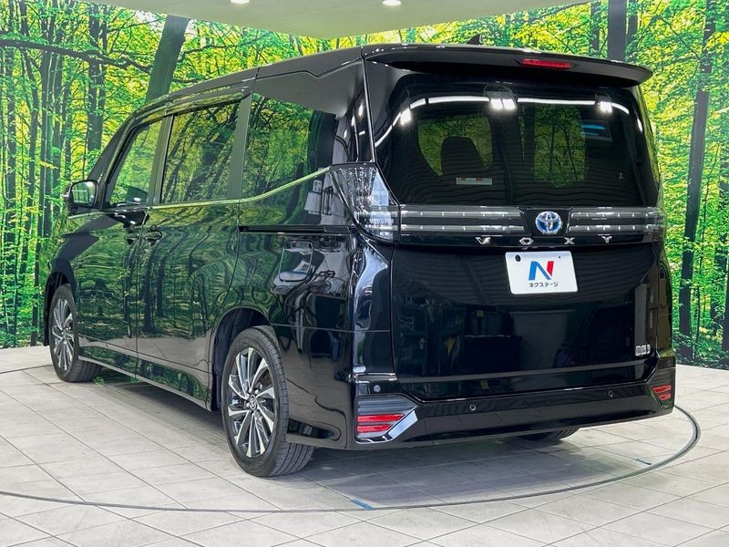 2023 Toyota Voxy 6AA-ZWR90W (UW-6a98e7f15915e)[15]