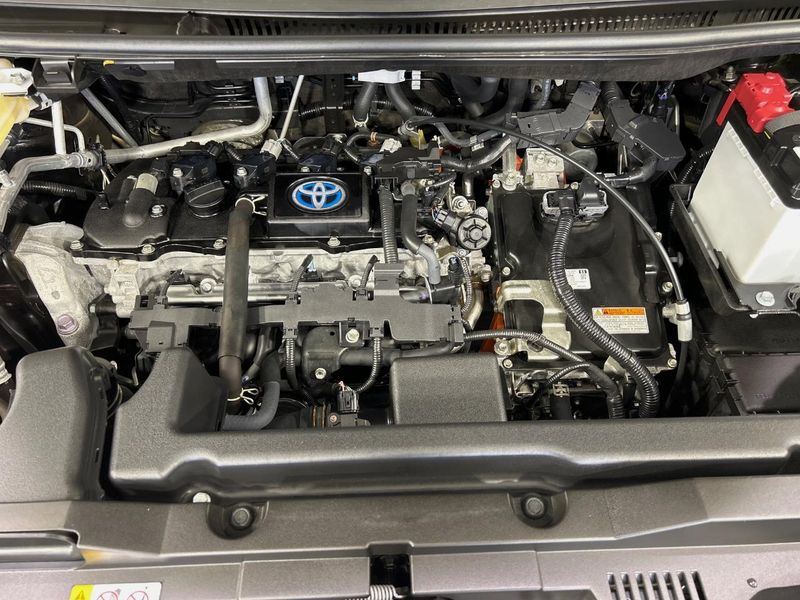 2023 Toyota Voxy 6AA-ZWR90W (UW-6a98e7f15915e)[4]