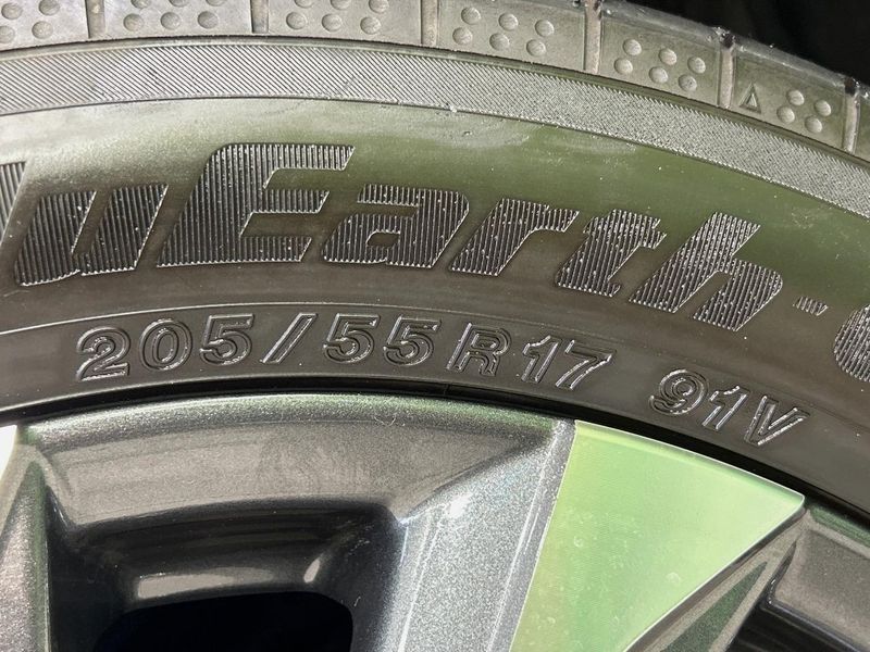 2023 Toyota Voxy 6AA-ZWR90W (UW-6a98e7f15915e)[12]