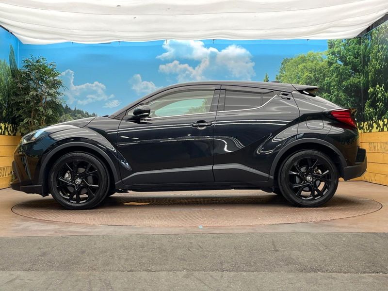 2021 Toyota C-HR 6AA-ZYX11 (UW-6a98e8044b6d9)[24]