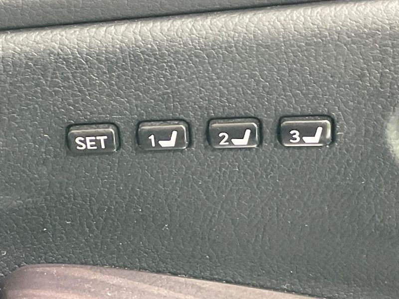 2013 Lexus HS DAA-ANF10 (UW-6a9a3559538c8)[21]
