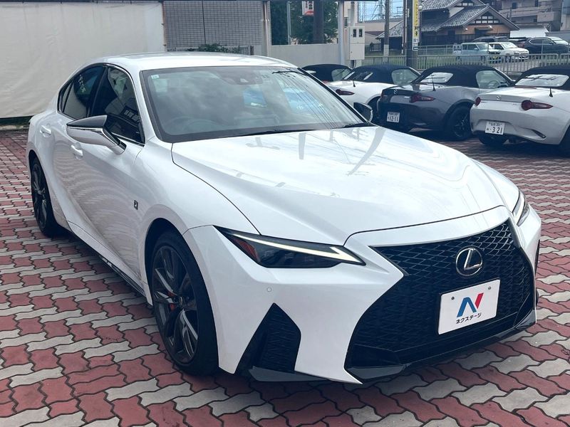 2023 Lexus IS 6AA-AVE30 (UW-6a9a3560df231)[1]