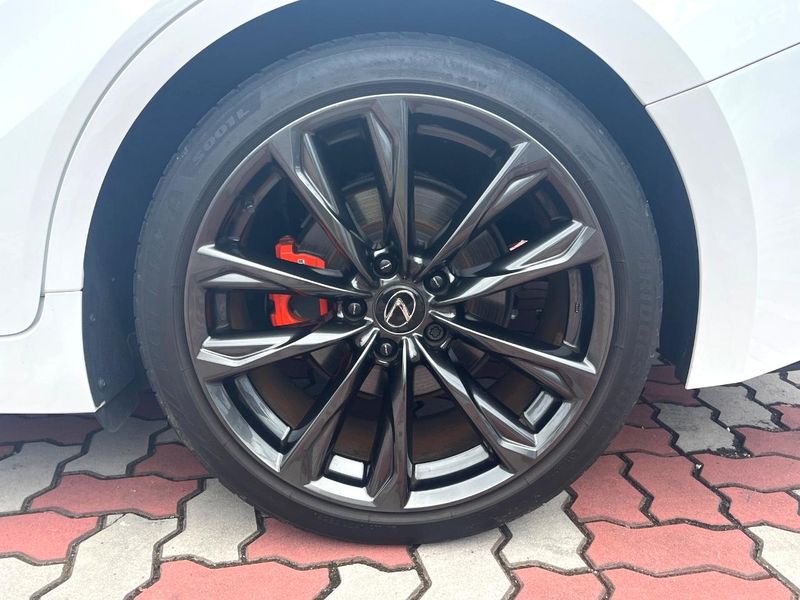 2023 Lexus IS 6AA-AVE30 (UW-6a9a3560df231)[14]