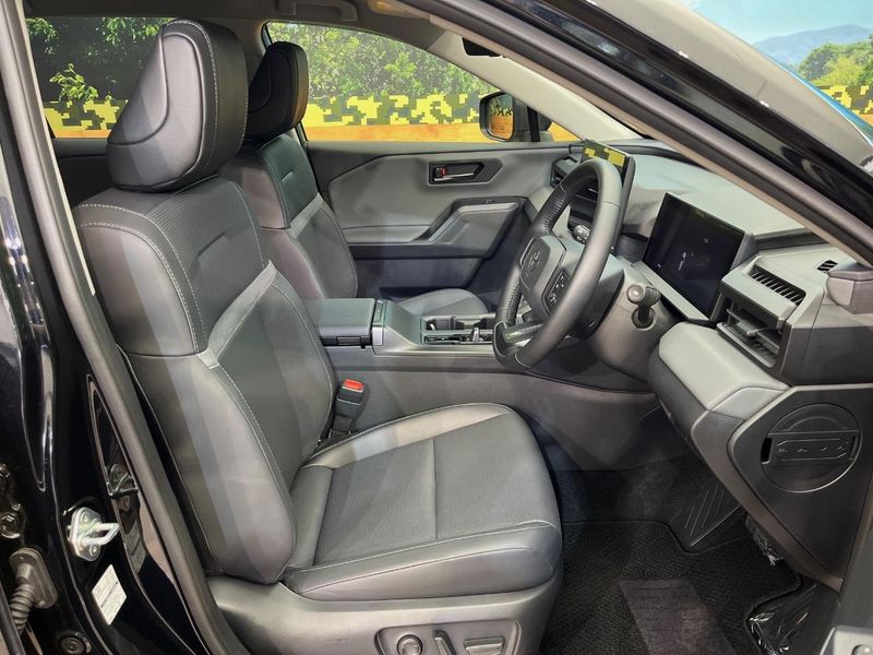 2026 Toyota RAV4 6AA-AXAN64 (UW-6a9a356bc8d70)[26]
