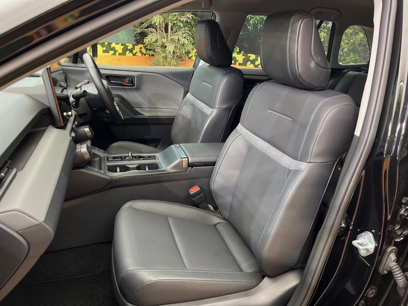 2026 Toyota RAV4 6AA-AXAN64 (UW-6a9a356bc8d70)[28]