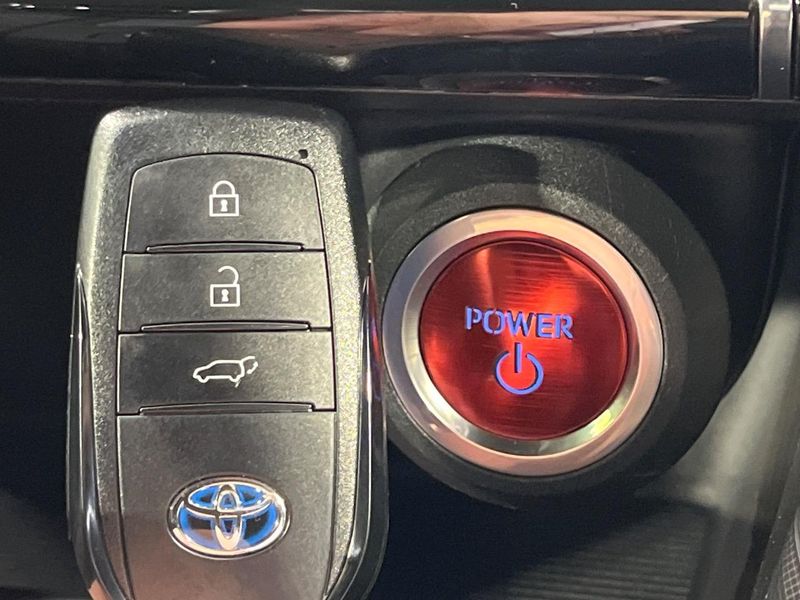 2021 Toyota Harrier Hybrid 6AA-AXUH80 (UW-6a9a357237ac0)[29]