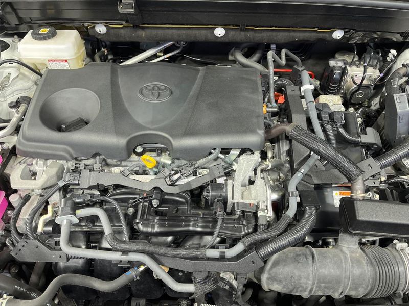 2021 Toyota Harrier Hybrid 6AA-AXUH80 (UW-6a9a357237ac0)[4]