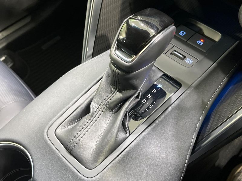 2021 Toyota Harrier Hybrid 6AA-AXUH80 (UW-6a9a357237ac0)[26]