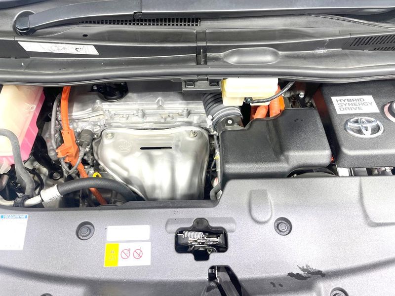 2018 Toyota Vellfire Hybrid DAA-AYH30W (UW-6a9a3580e61e7)[18]