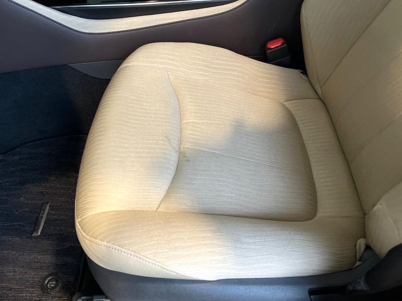 2019 Toyota Crown Hybrid 6AA-AZSH20 (UW-6a9a35883cb8c)[27]