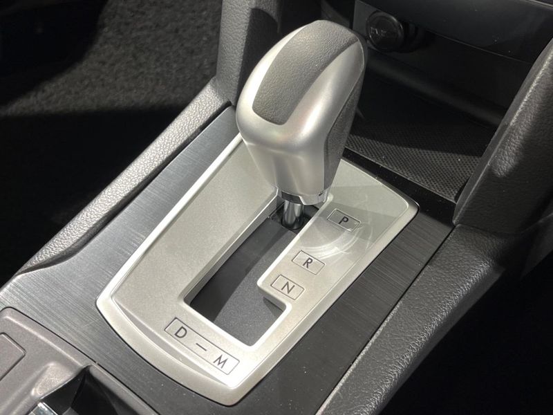2013 Subaru Legacy B4 DBA-BMM (UW-6a9a35cbc3e56)[21]