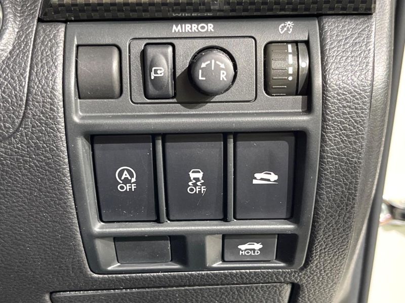 2013 Subaru Legacy B4 DBA-BMM (UW-6a9a35cbc3e56)[11]