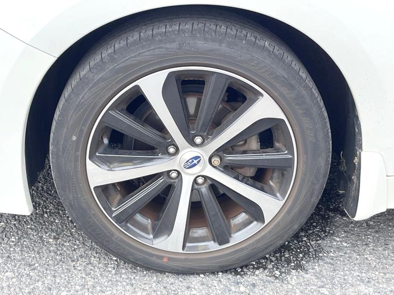 2017 Subaru Legacy B4 DBA-BN9 (UW-6a9a35cbceb97)[20]