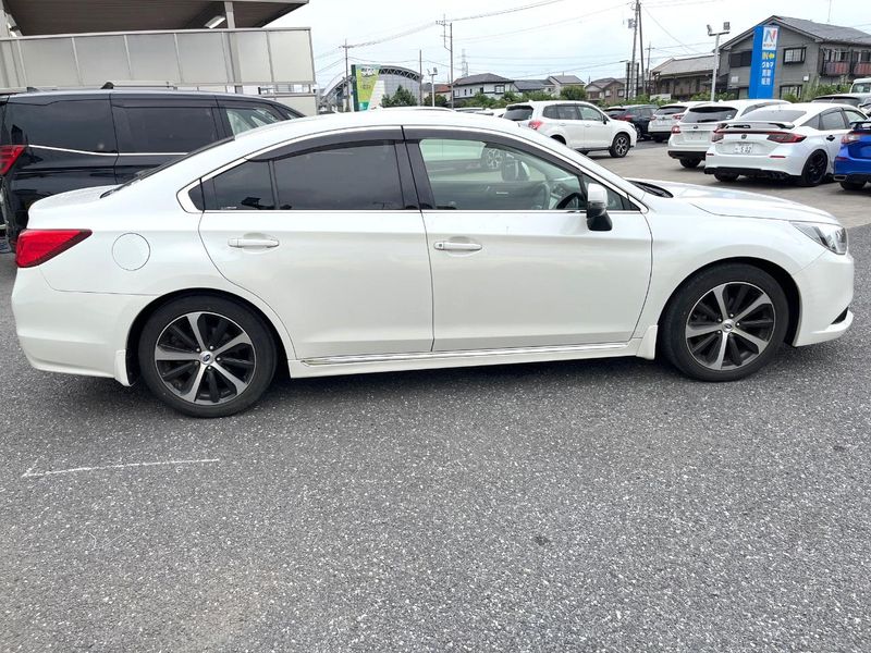 2017 Subaru Legacy B4 DBA-BN9 (UW-6a9a35cbceb97)[13]