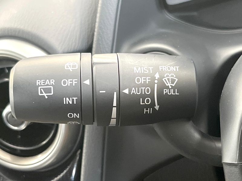 2020 Mazda Mazda2 3da-dj5fs (UW-6a9a35eb04a68)[28]