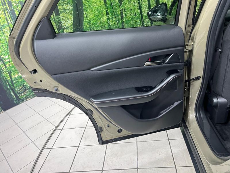 2024 Mazda CX-30 5AA-DMEJ3R (UW-6a9a35f1b9428)[25]